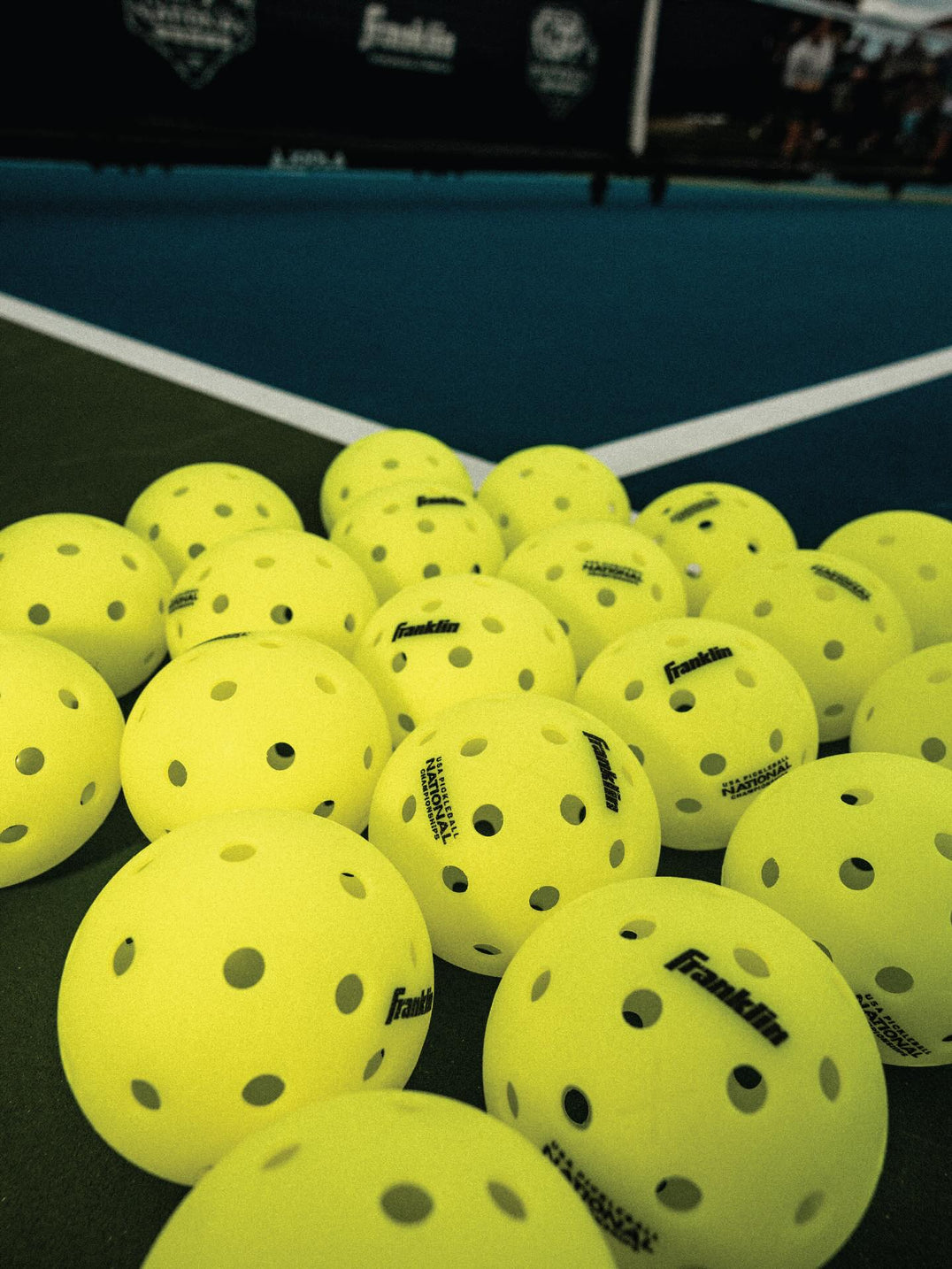 OUTDOOR PICKLEBALLS